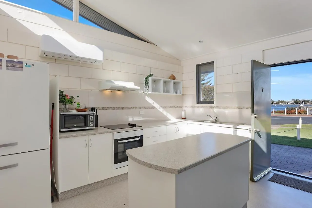 Penguin Mews Merimbula Apartment